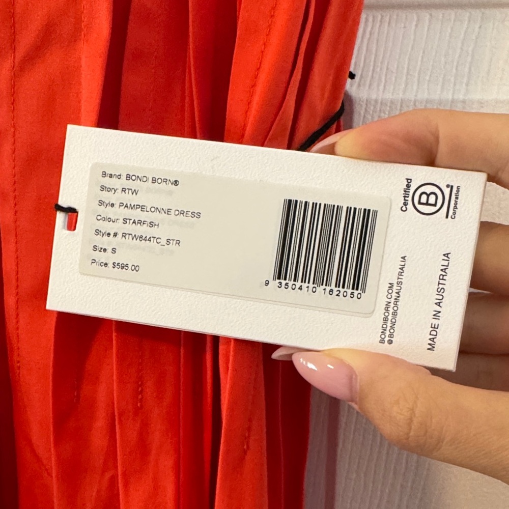 BONDI BORN Vibrant Coral Red Pampelonne Sleveledd Plated Maxi Dress NWT - Picture 2 of 4